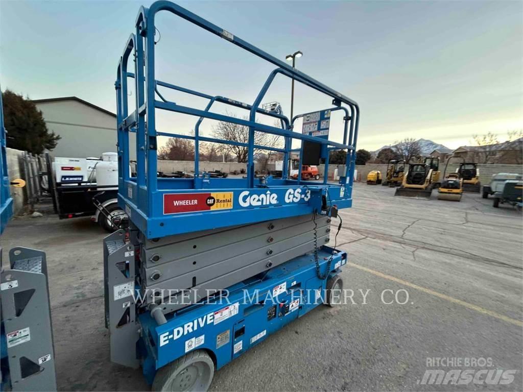 Genie GS3246 Nůžková zvedací plošina