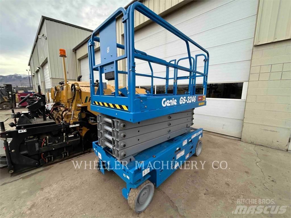 Genie GS3246 Nůžková zvedací plošina