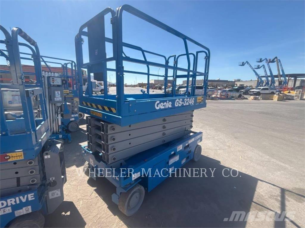 Genie GS3246 Nůžková zvedací plošina