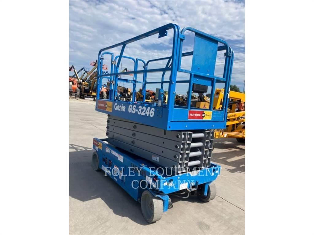 Genie GS3246 Nůžková zvedací plošina
