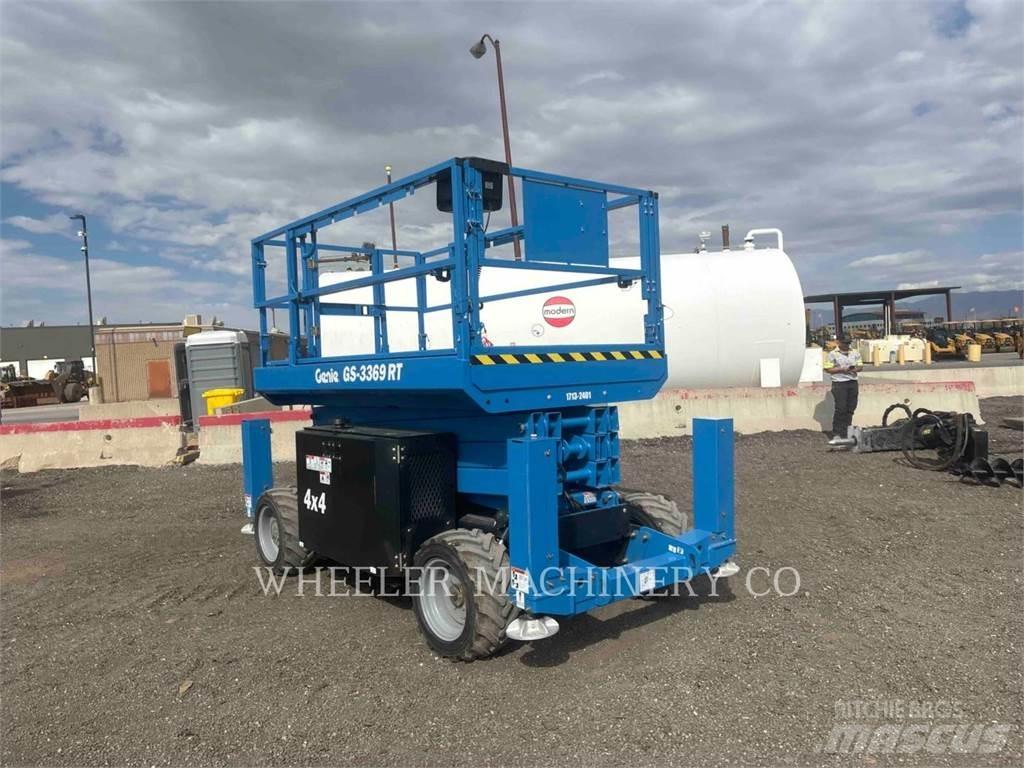 Genie GS3369 RT Nůžková zvedací plošina