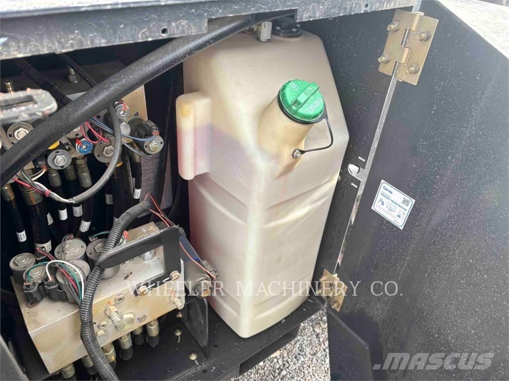 Genie GS3369 RT Nůžková zvedací plošina