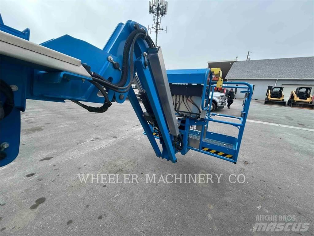 Genie GS4390 RT Nůžková zvedací plošina