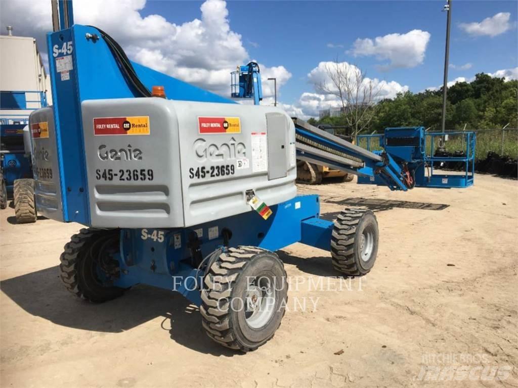 Genie S45D4W Kloubové plošiny