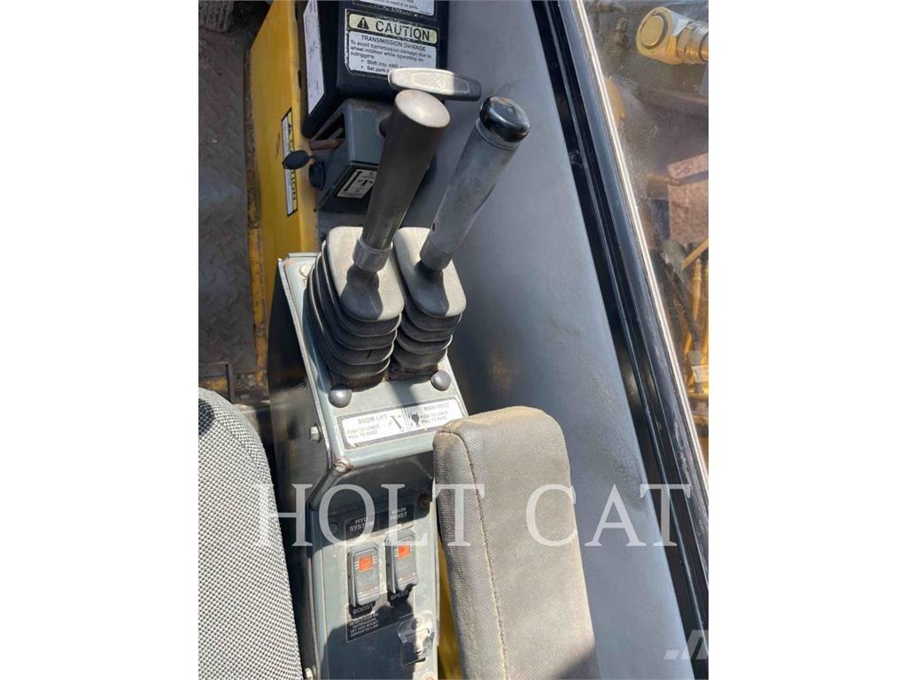 Grove CRANE RT600E Univerzální terénní jeřáby