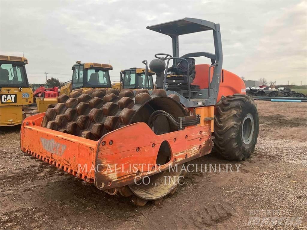 Hamm 3412P Tahačové válce