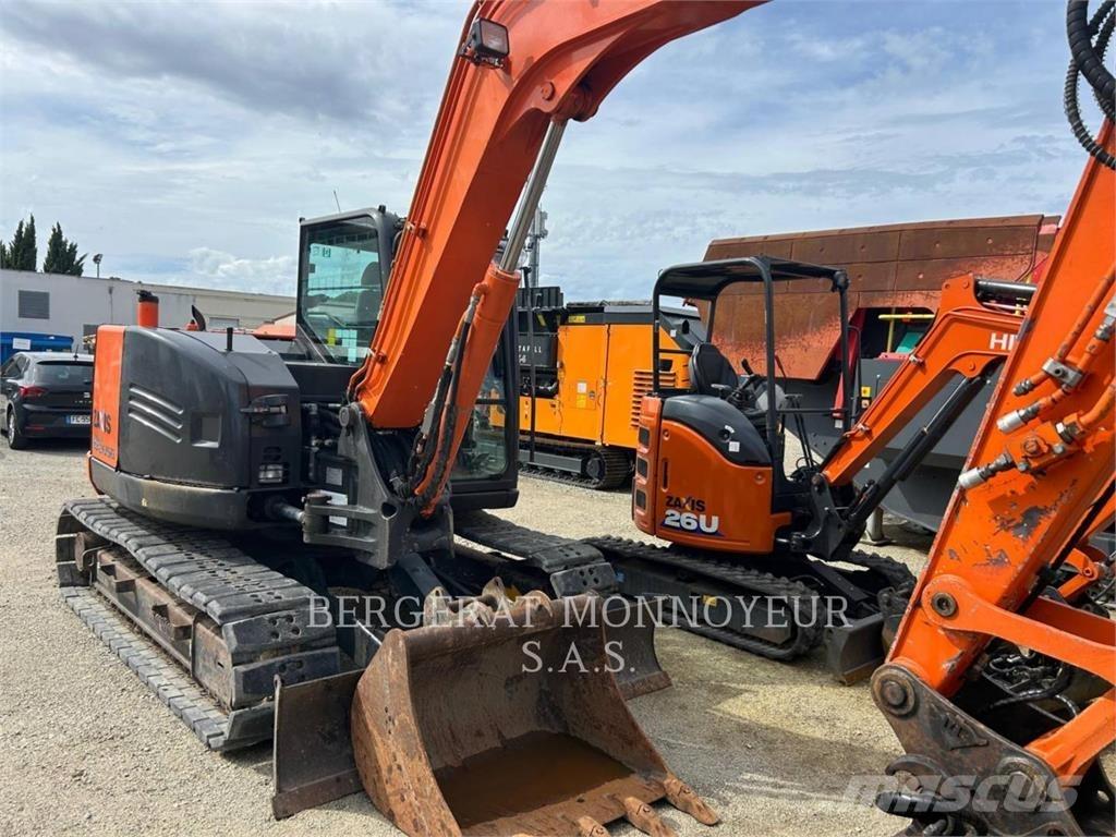 Hitachi ZAXIS85 Kolové nakladače