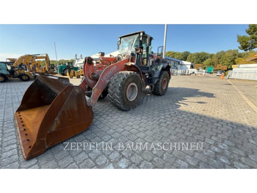 Hitachi ZW250-6 Kolové nakladače