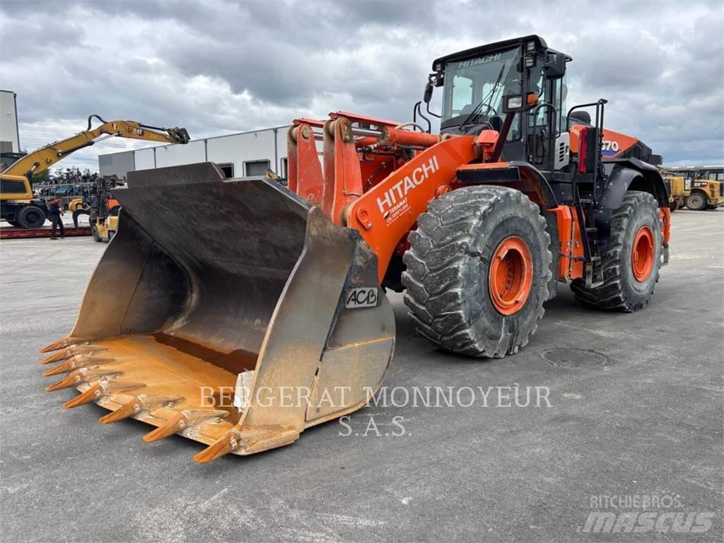 Hitachi ZW370.6 Kolové nakladače