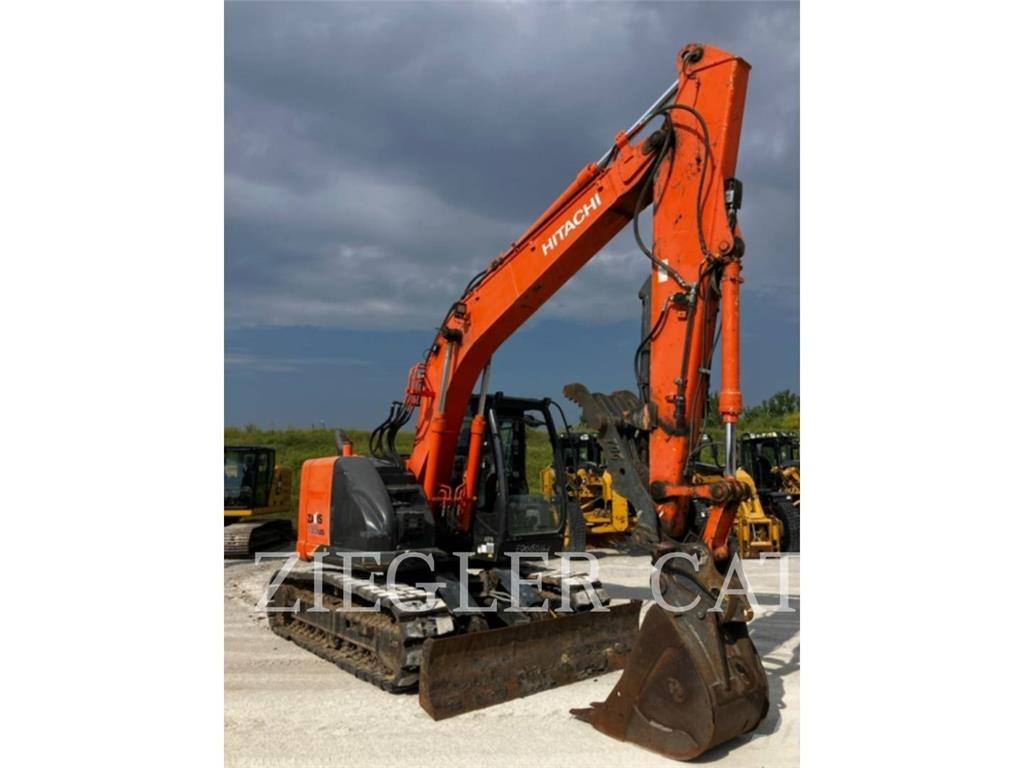 Hitachi ZX135 Pásová rýpadla