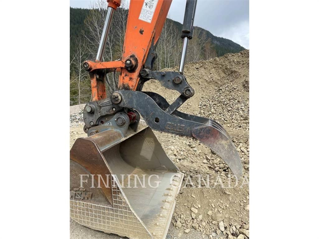 Hitachi ZX210LC Pásová rýpadla
