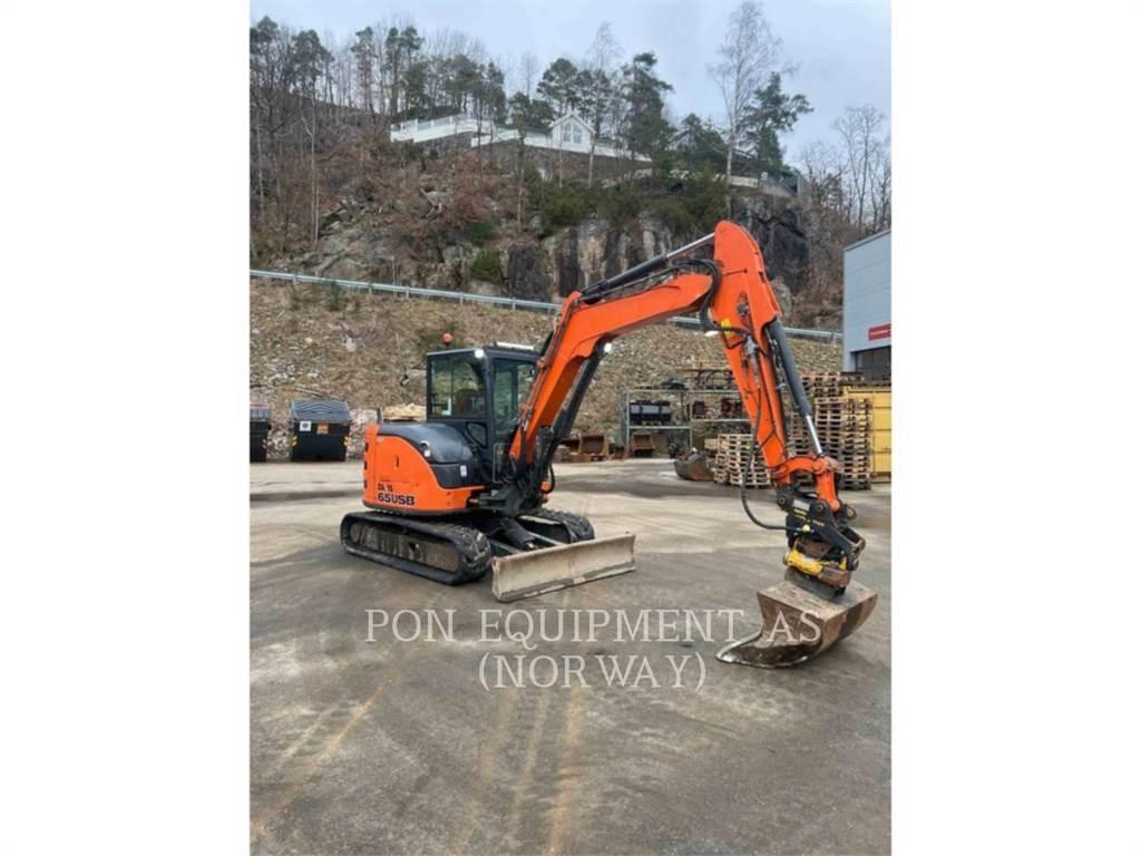 Hitachi ZX65 Pásová rýpadla