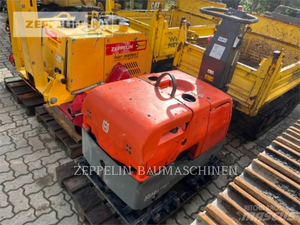 Husqvarna FS250 Frézy, nůžky