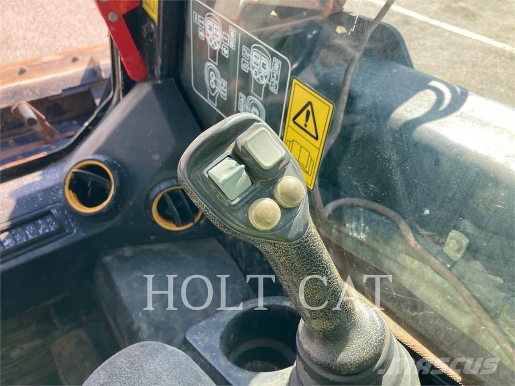 JCB 270T Pásové nakladače