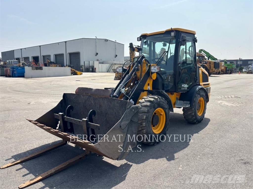 JCB 407 Kolové nakladače
