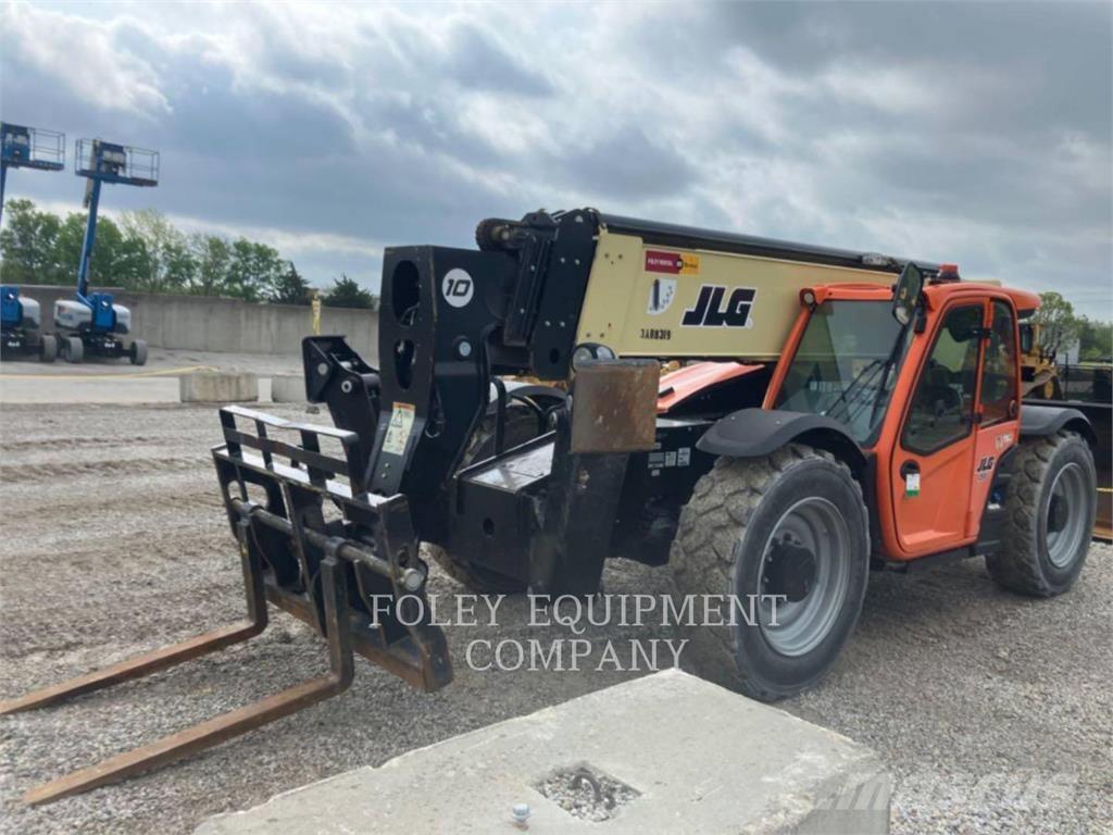 JLG 1055C Teleskopické manipulátory