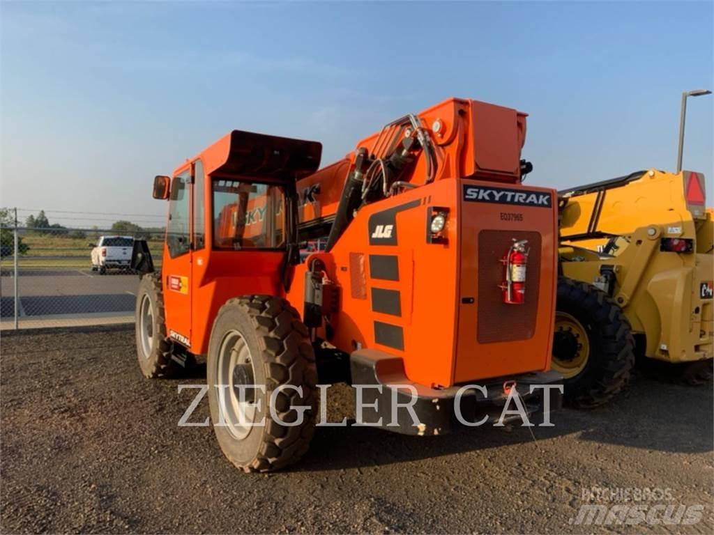 JLG 12054 Teleskopické manipulátory
