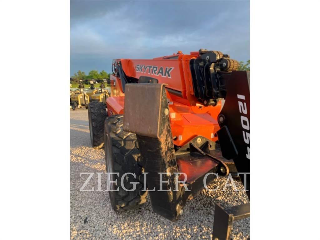 JLG 12054 Teleskopické manipulátory