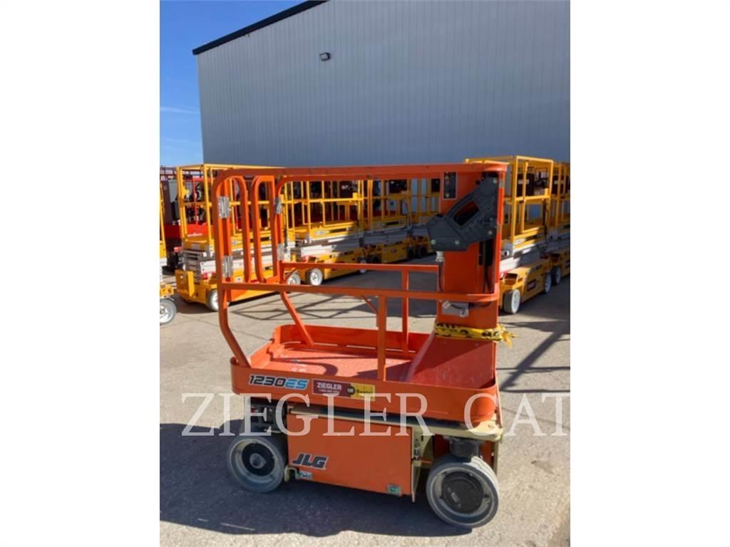 JLG 1230ES Nůžková zvedací plošina