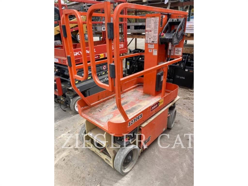 JLG 1230ES Nůžková zvedací plošina