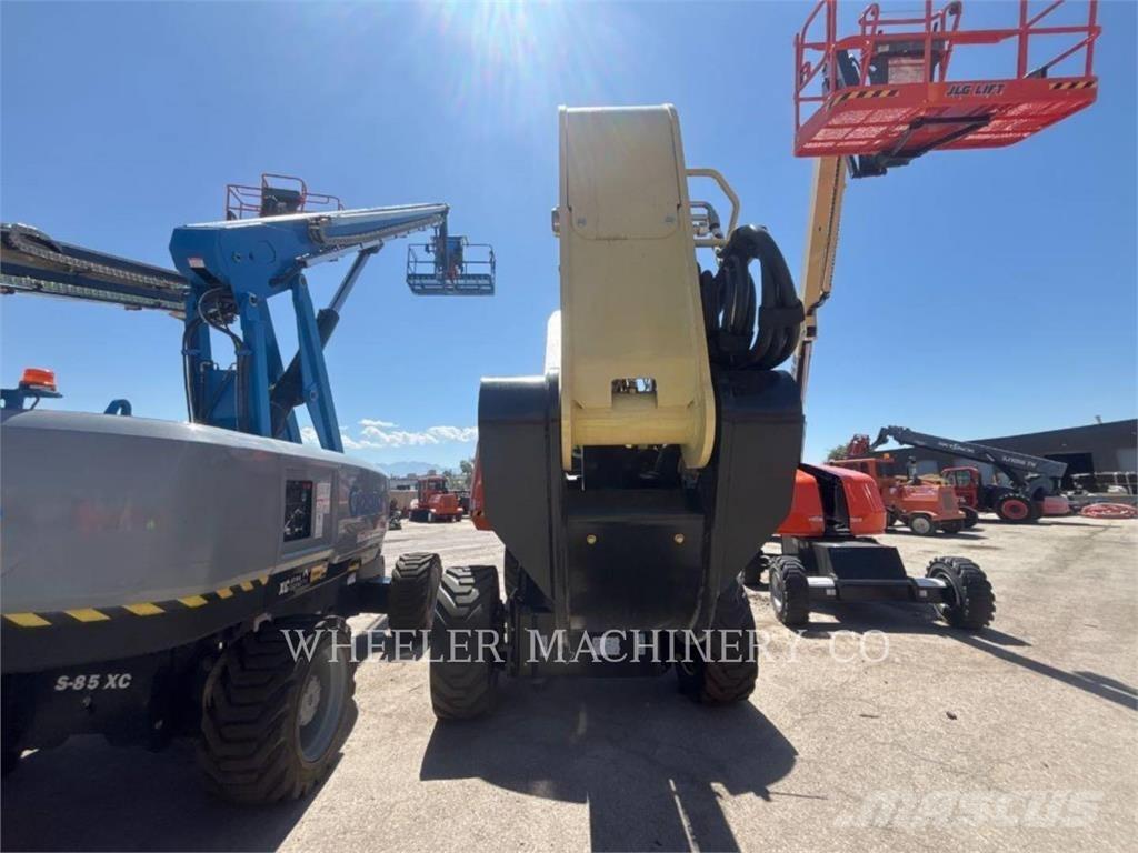 JLG 1250AJP Kloubové plošiny