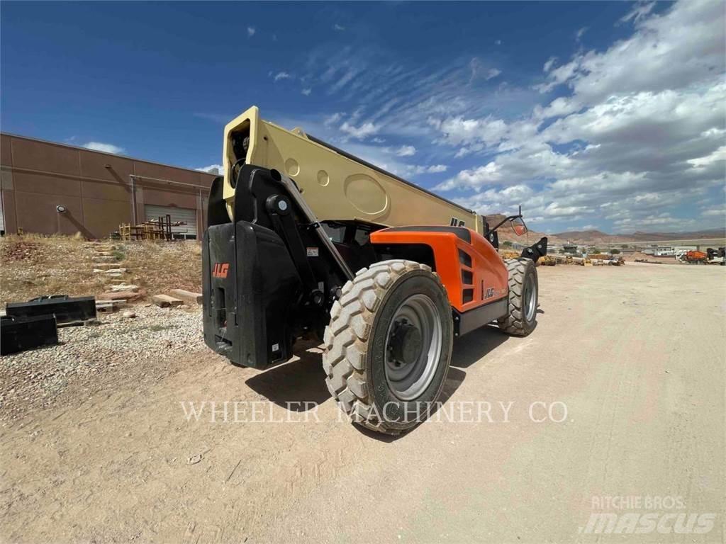 JLG 1255 Teleskopické manipulátory