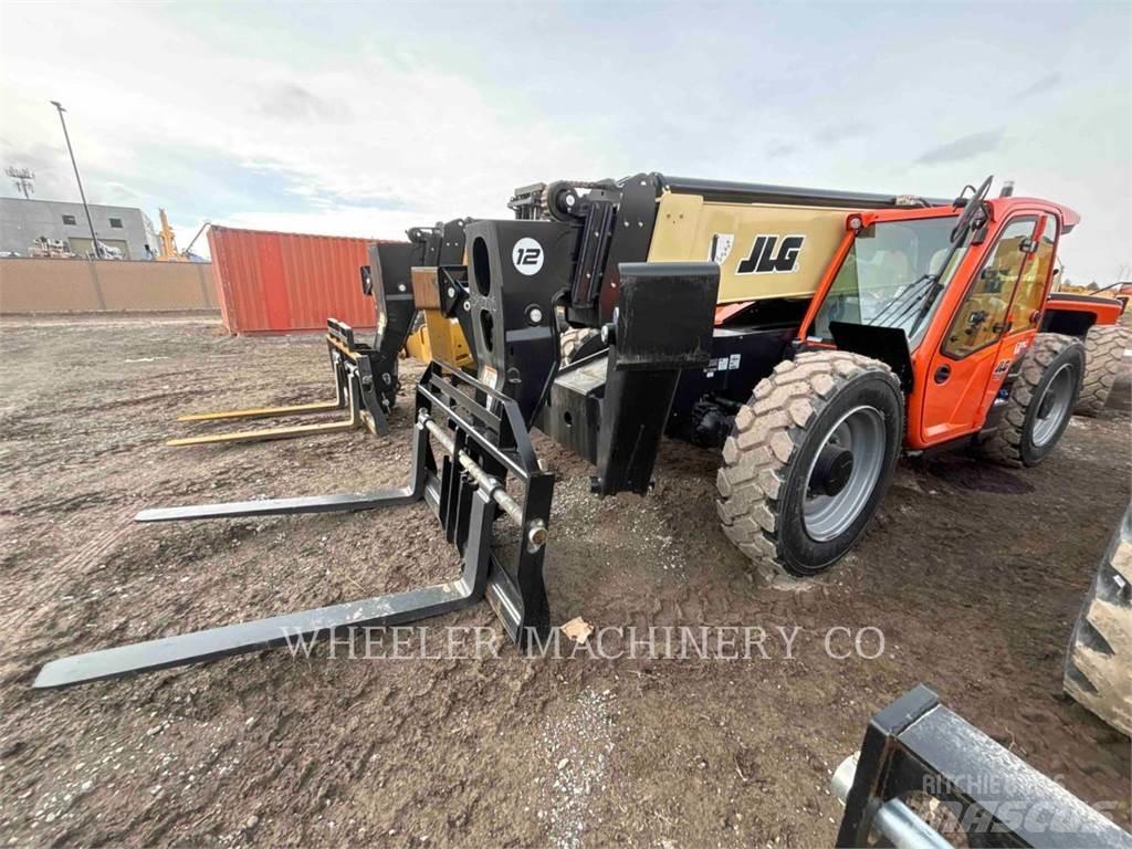 JLG 1255 Teleskopické manipulátory