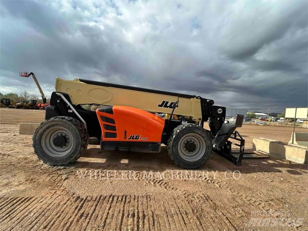 JLG 1255 Teleskopické manipulátory
