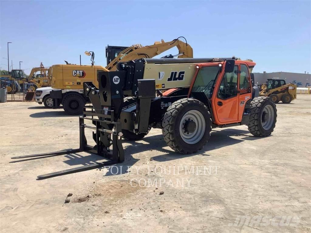 JLG 1255 Teleskopické manipulátory