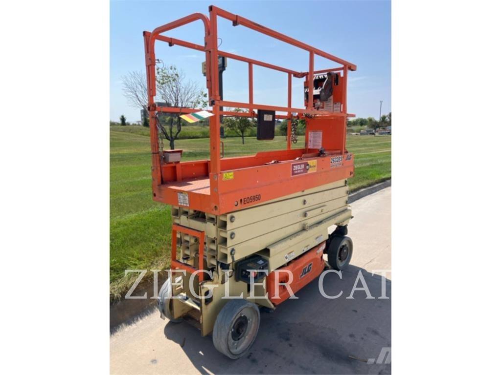 JLG 2632ES Nůžková zvedací plošina