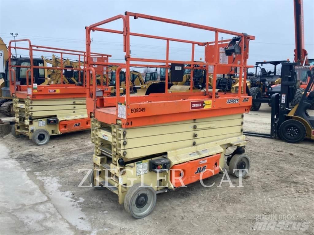 JLG 3246ES Nůžková zvedací plošina