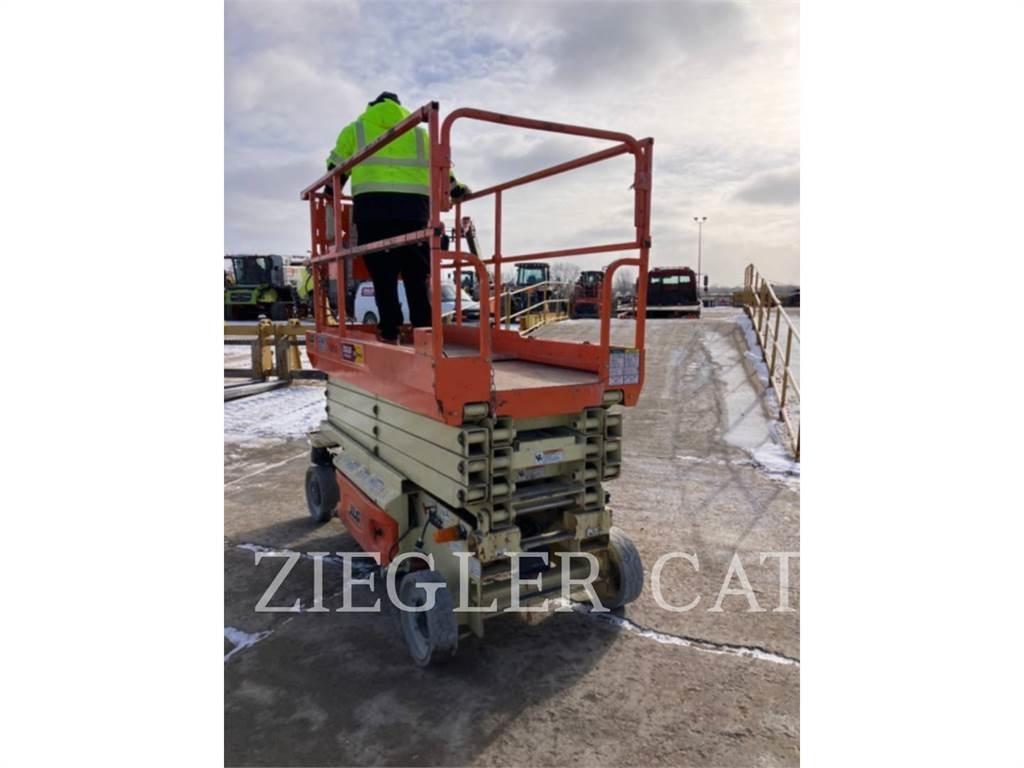 JLG 3246ES Nůžková zvedací plošina