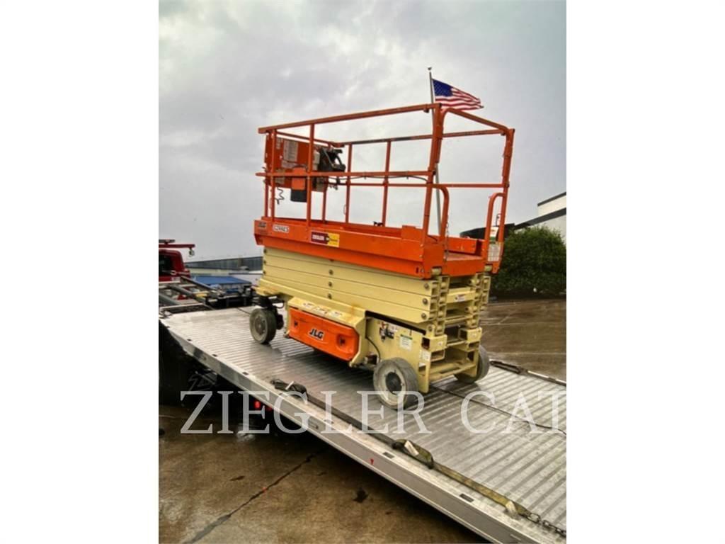 JLG 3246ES Nůžková zvedací plošina