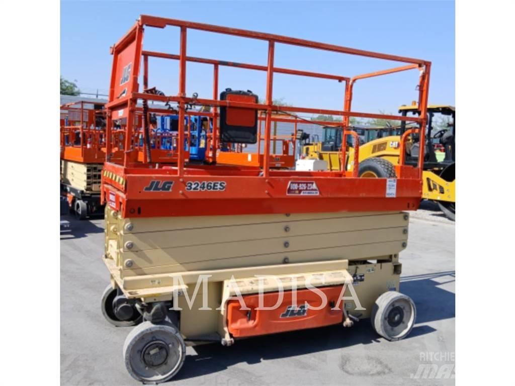 JLG 3246ES Nůžková zvedací plošina
