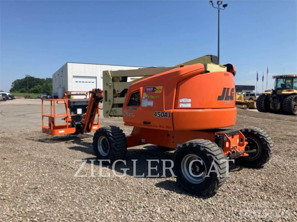 JLG 450AJ Kloubové plošiny