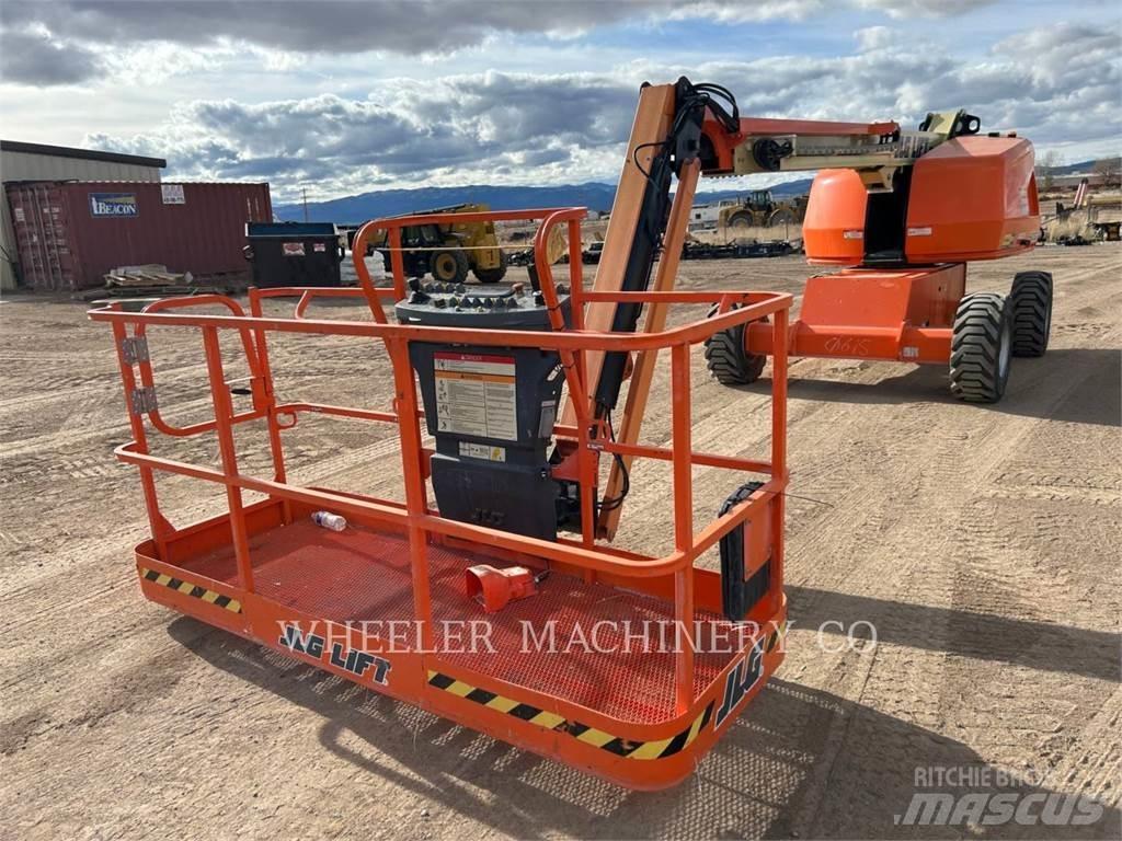 JLG 460SJ Kloubové plošiny