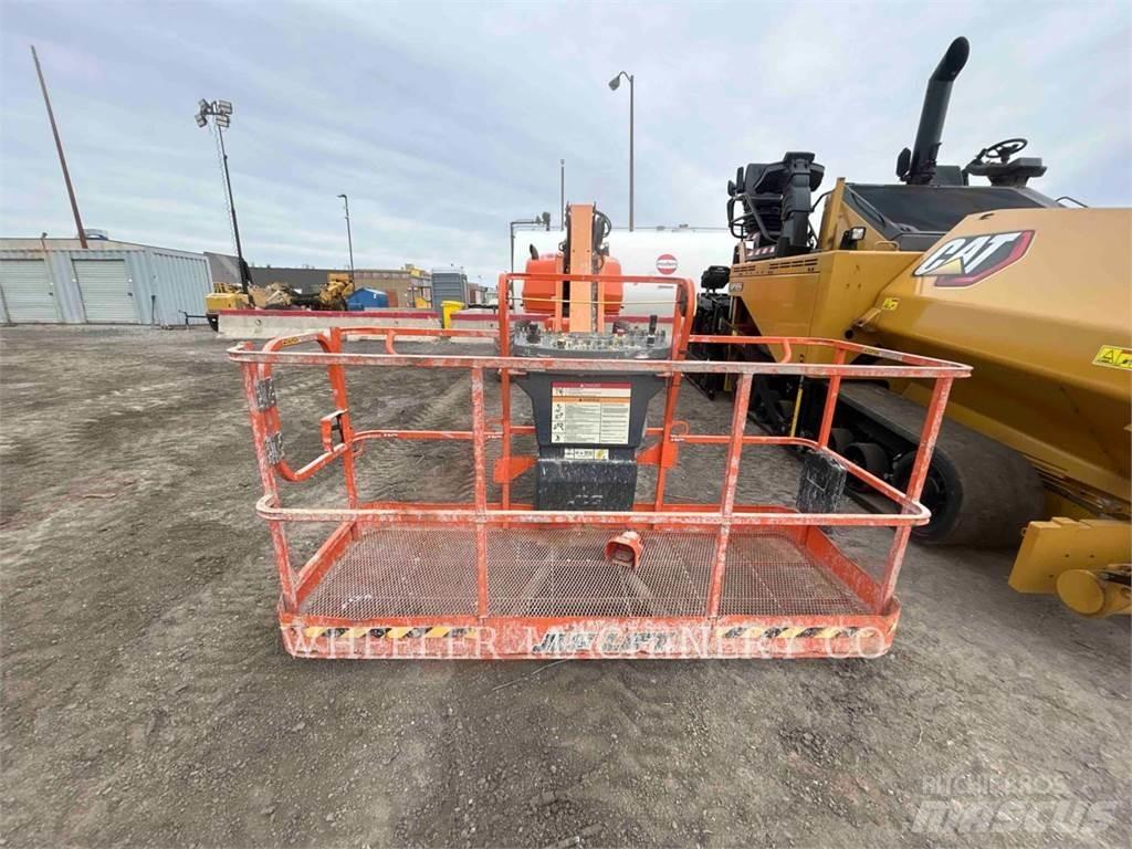 JLG 460SJ Kloubové plošiny