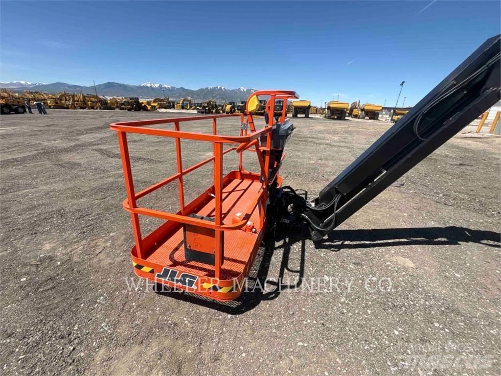 JLG 460SJ Kloubové plošiny