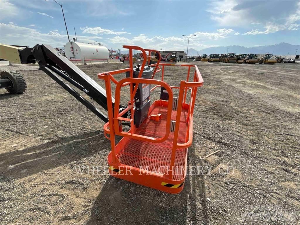 JLG 460SJ Kloubové plošiny