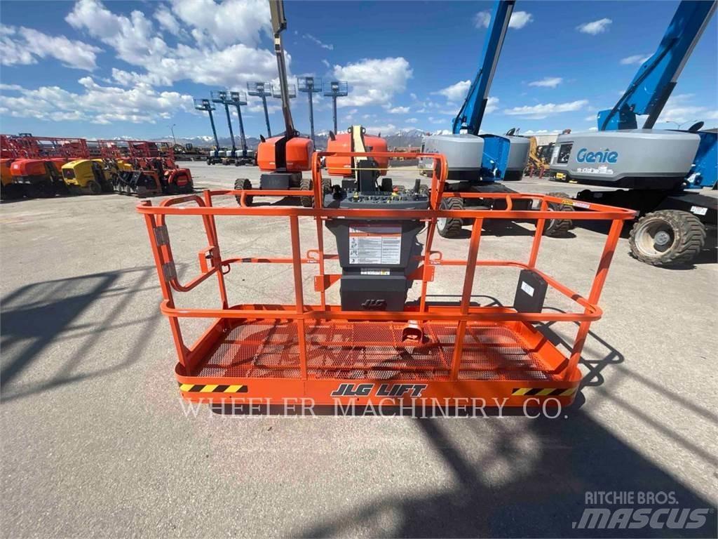 JLG 460SJ Kloubové plošiny