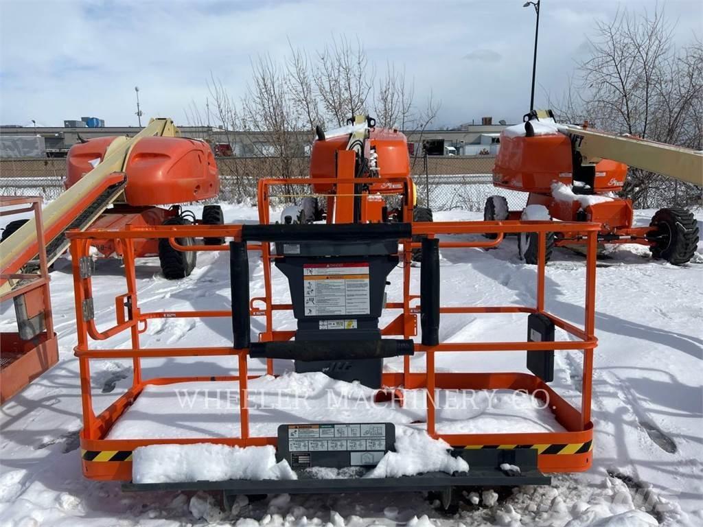 JLG 460SJ SP Kloubové plošiny