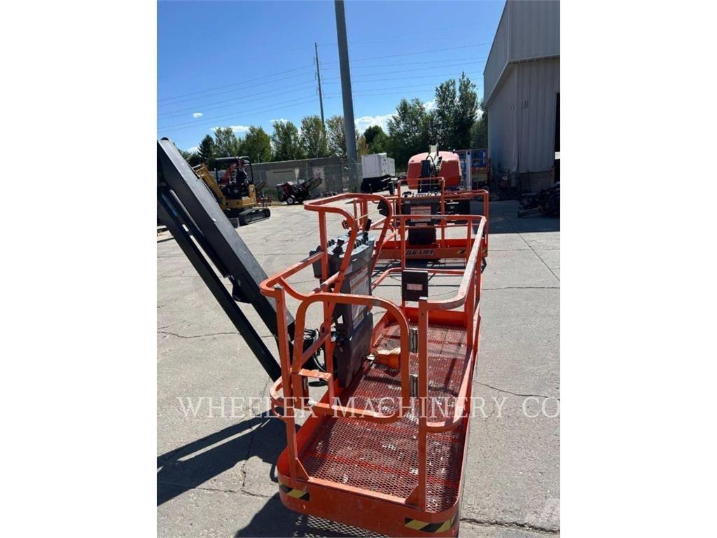 JLG 460SJ SP Kloubové plošiny