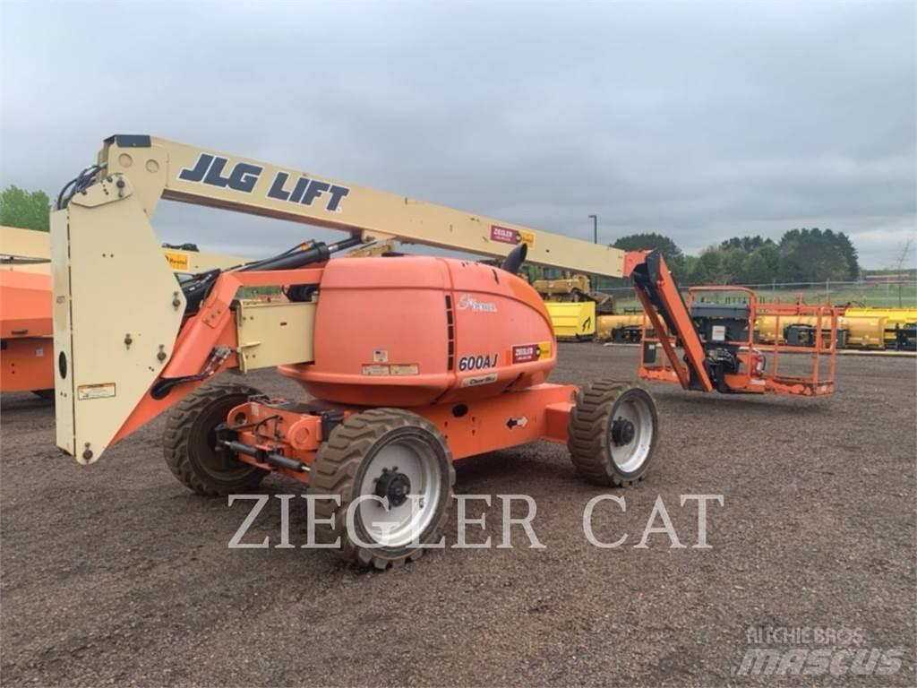 JLG 600AJ Kloubové plošiny