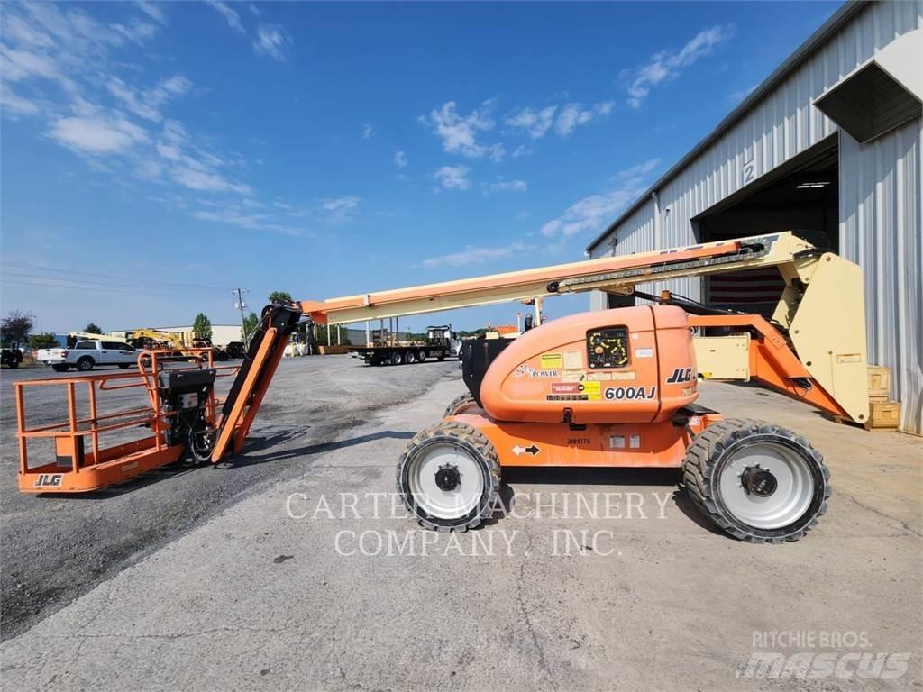 JLG 600AJ Kloubové plošiny