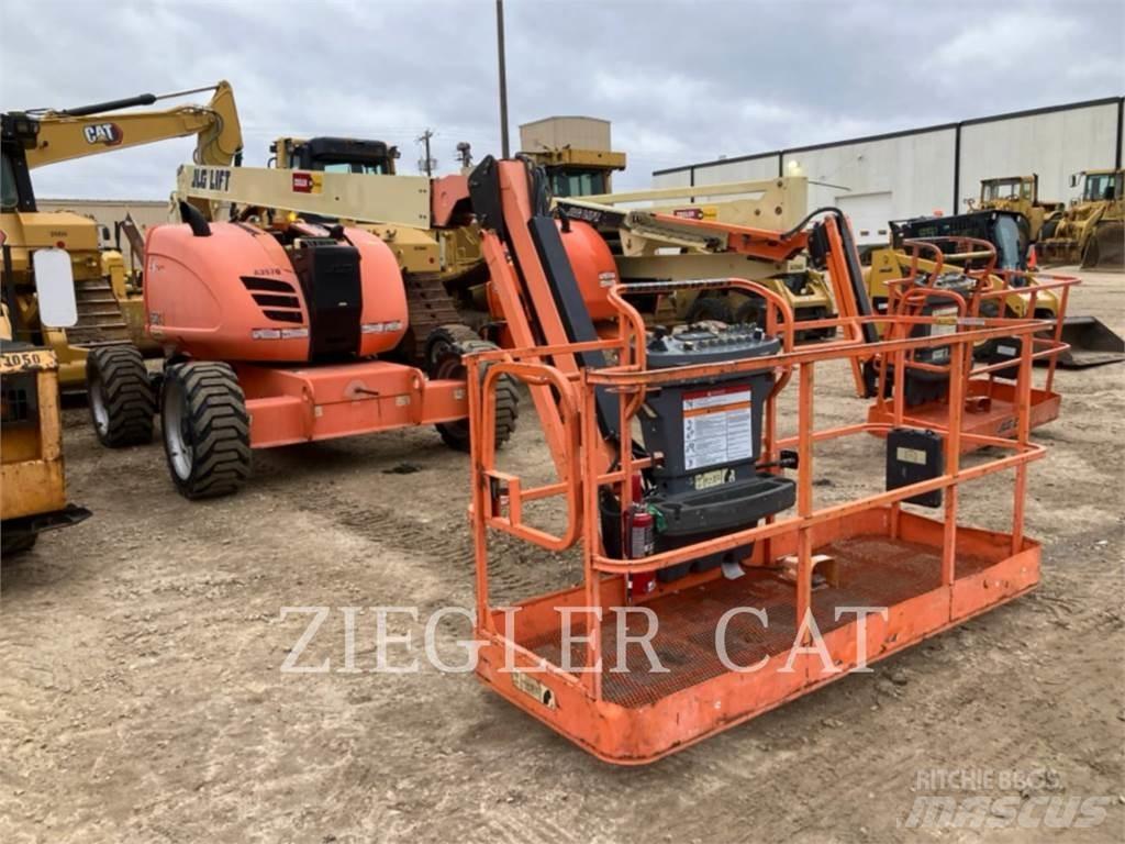 JLG 600AJ Kloubové plošiny