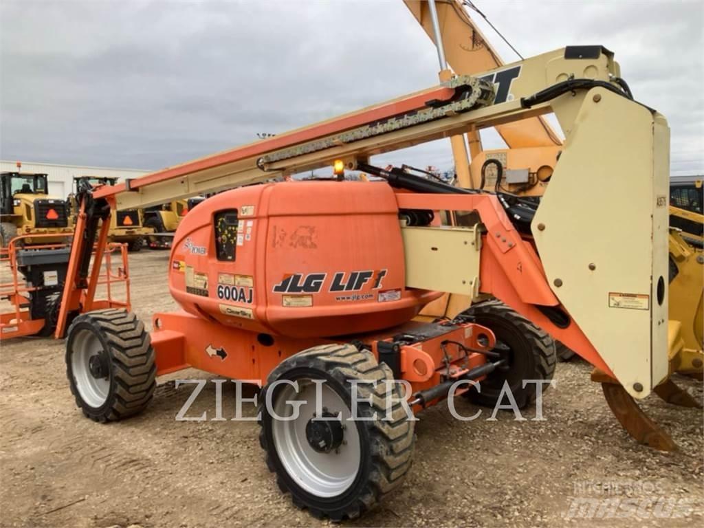 JLG 600AJ Kloubové plošiny