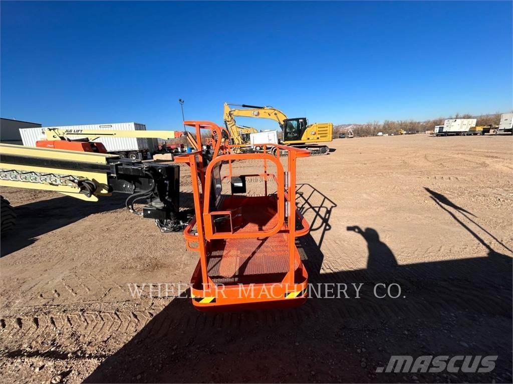 JLG 600S SP Kloubové plošiny