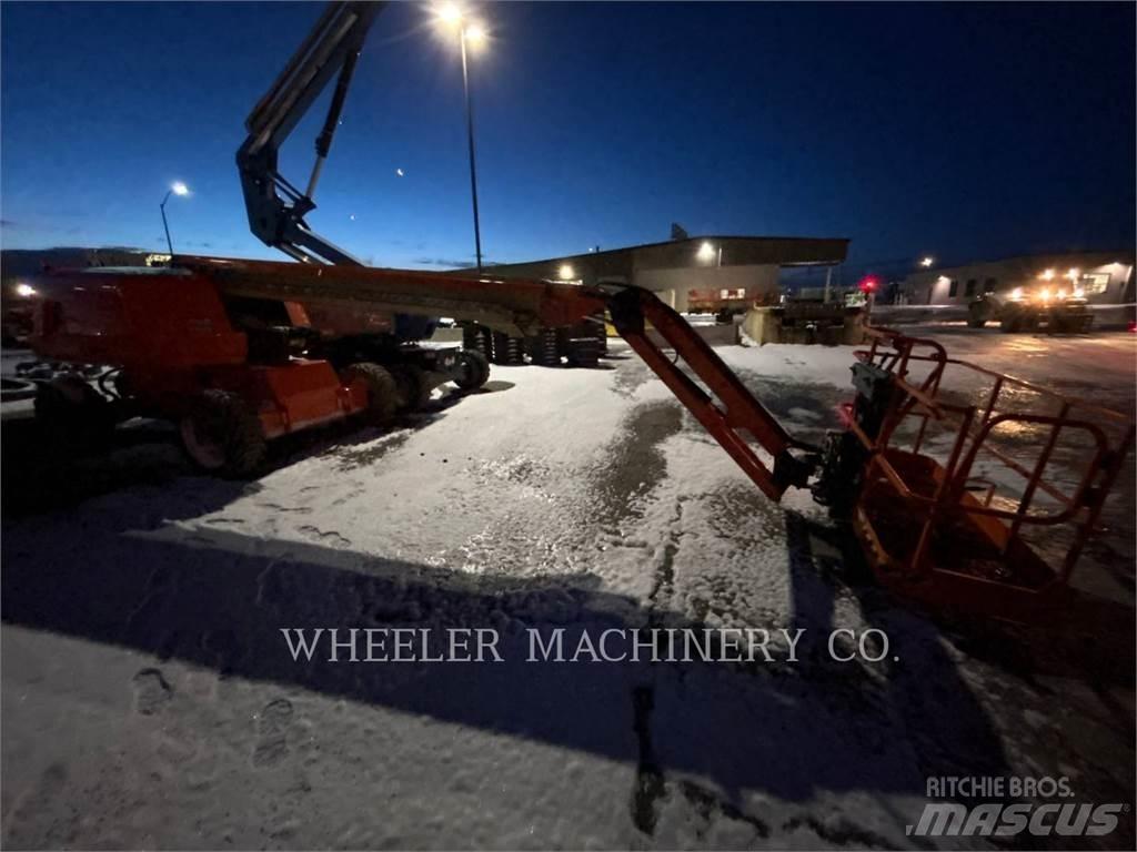 JLG 660SJ Kloubové plošiny
