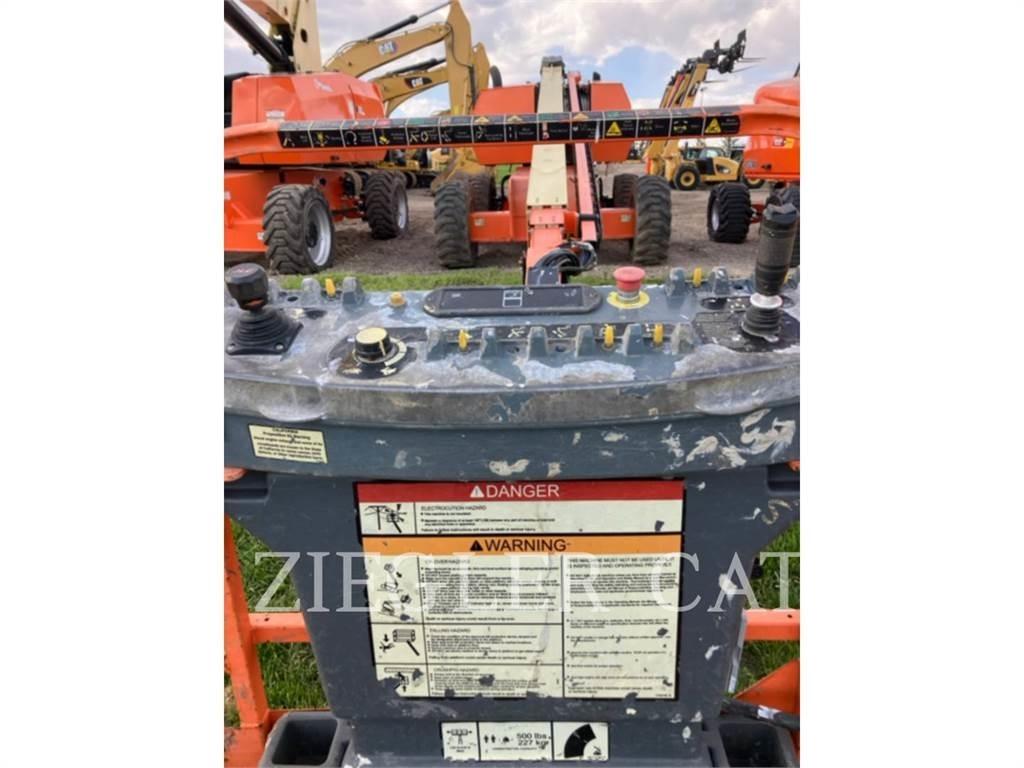 JLG 660SJ Kloubové plošiny