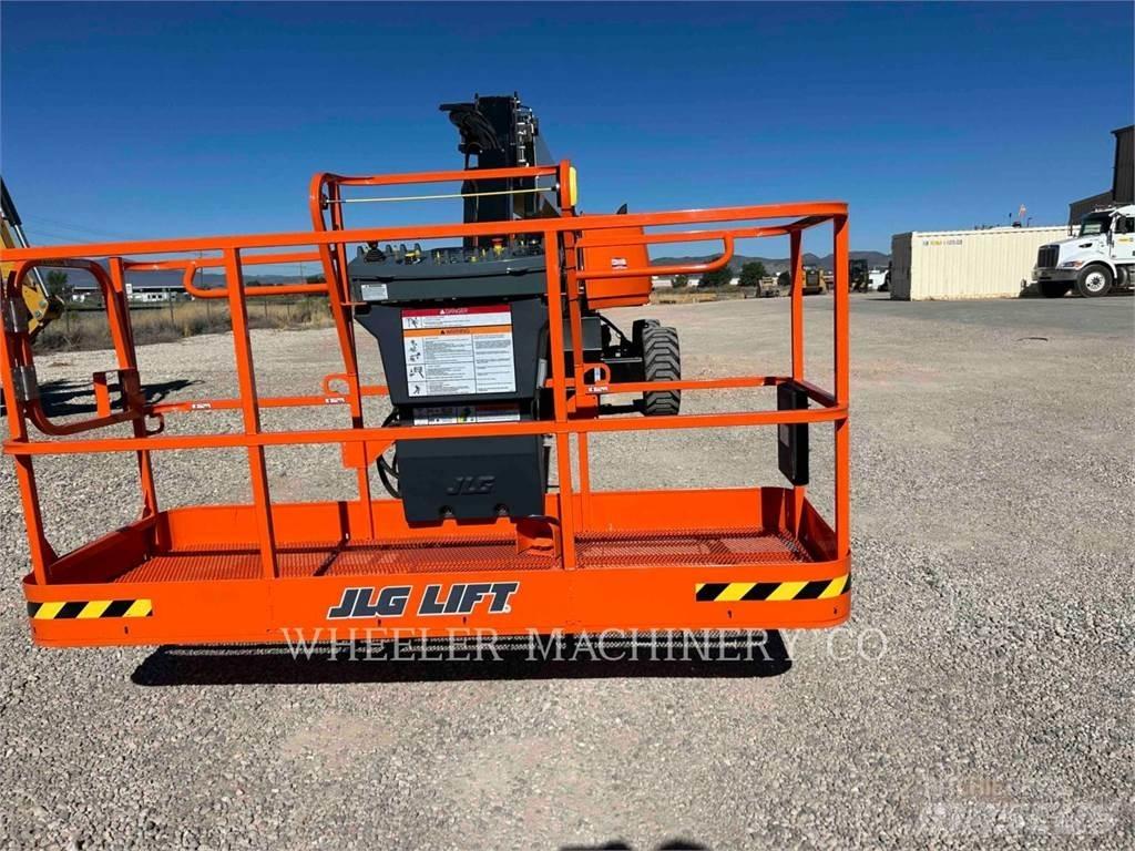 JLG 660SJ Kloubové plošiny